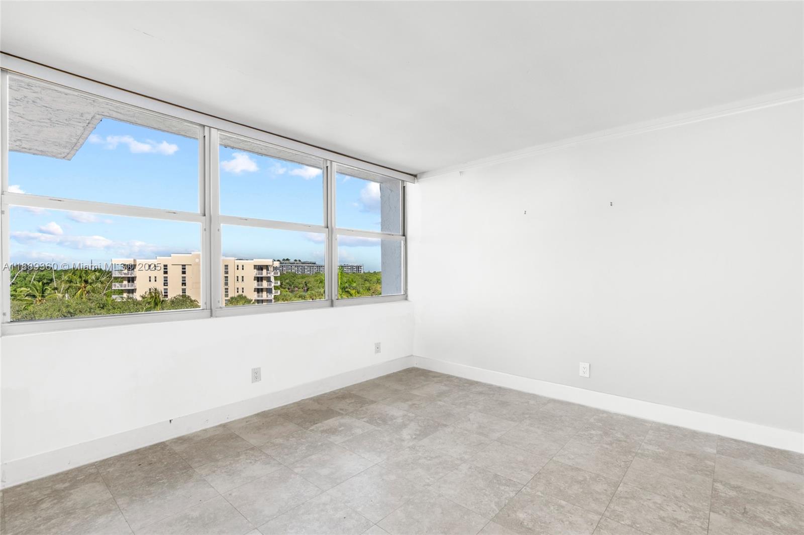 REEF WEST CONDO - Residential