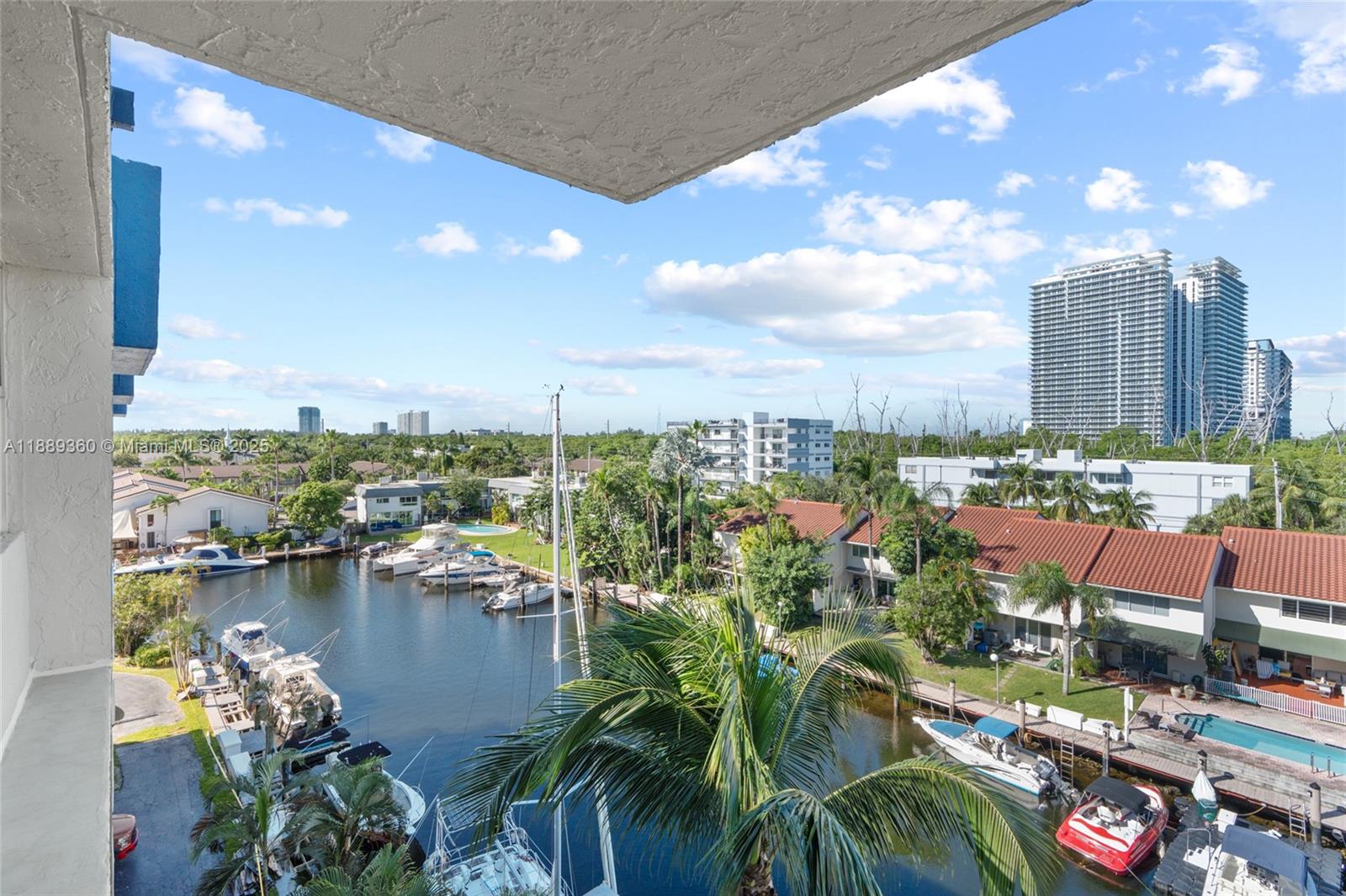 REEF WEST CONDO - Residential