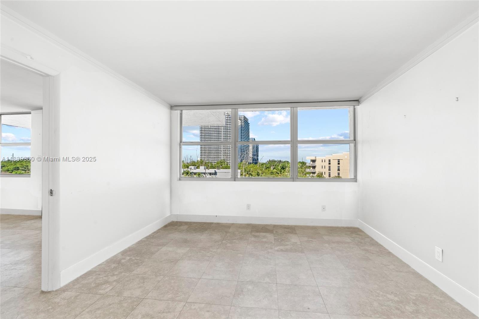 REEF WEST CONDO - Residential