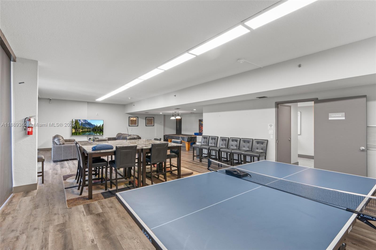 REEF WEST CONDO - Residential