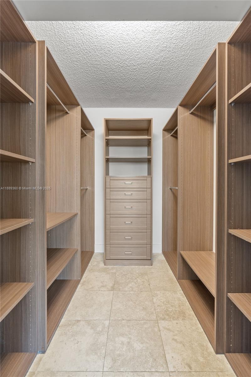 REEF WEST CONDO - Residential