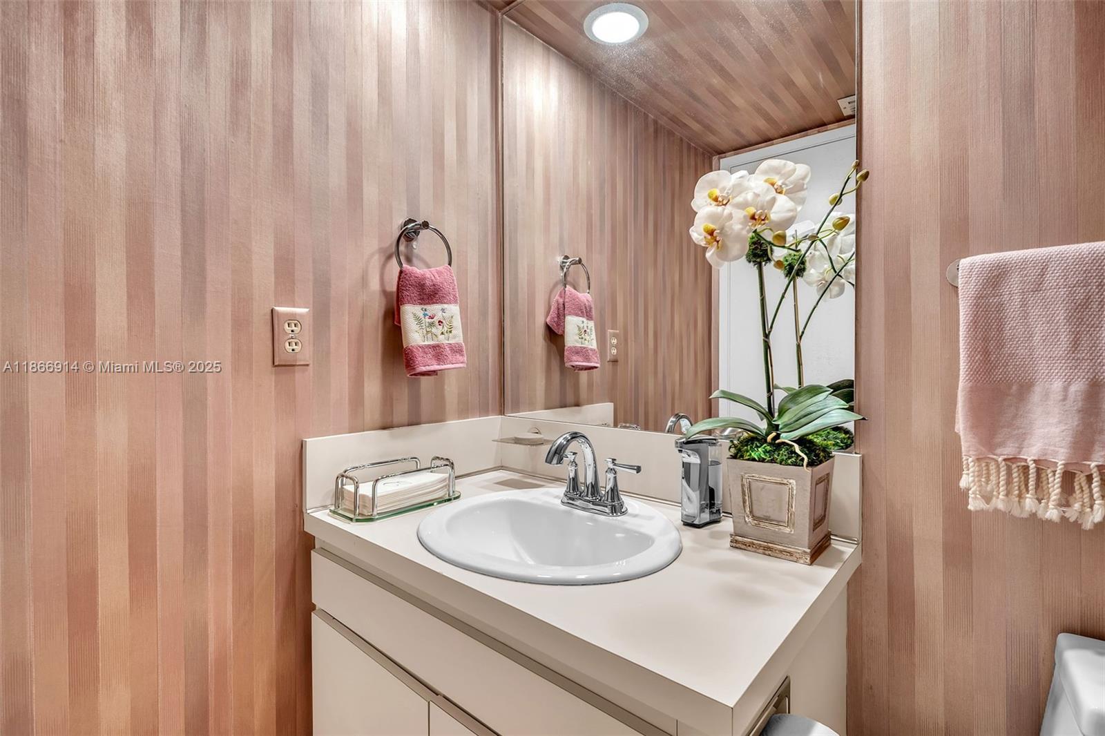 BILTMORE II CONDO - Residential