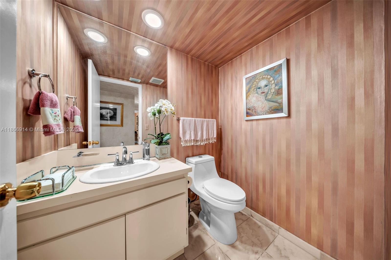 BILTMORE II CONDO - Residential