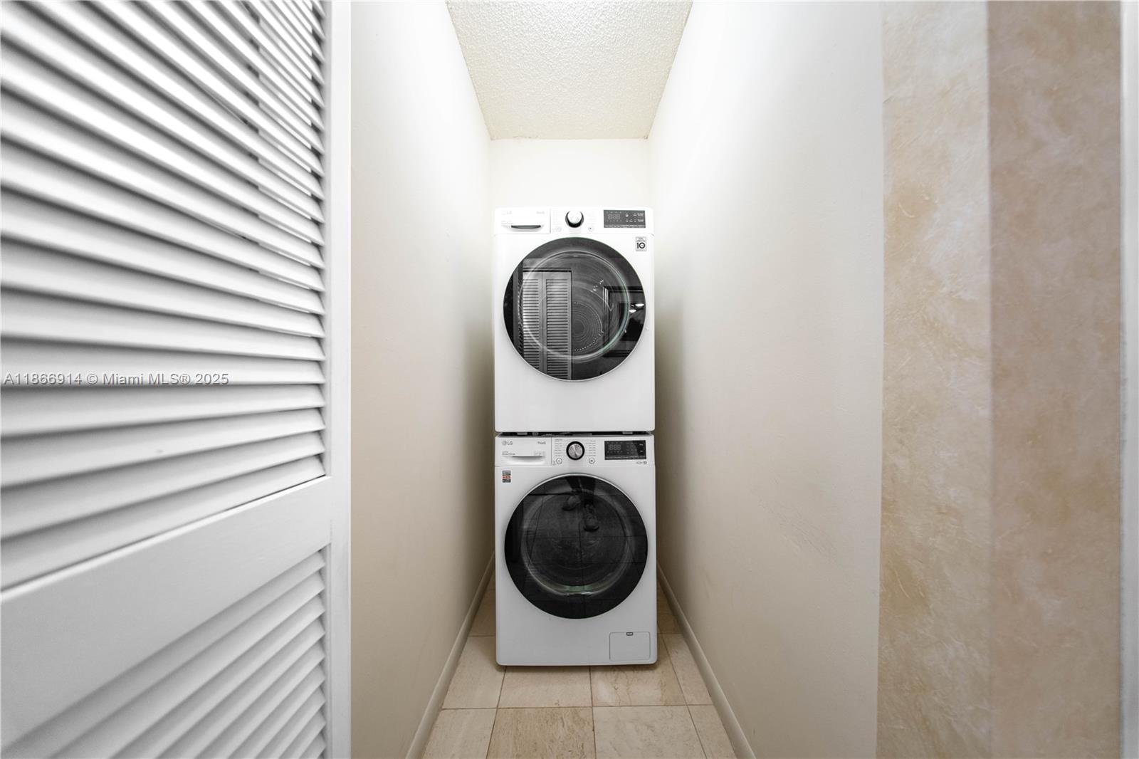 BILTMORE II CONDO - Residential