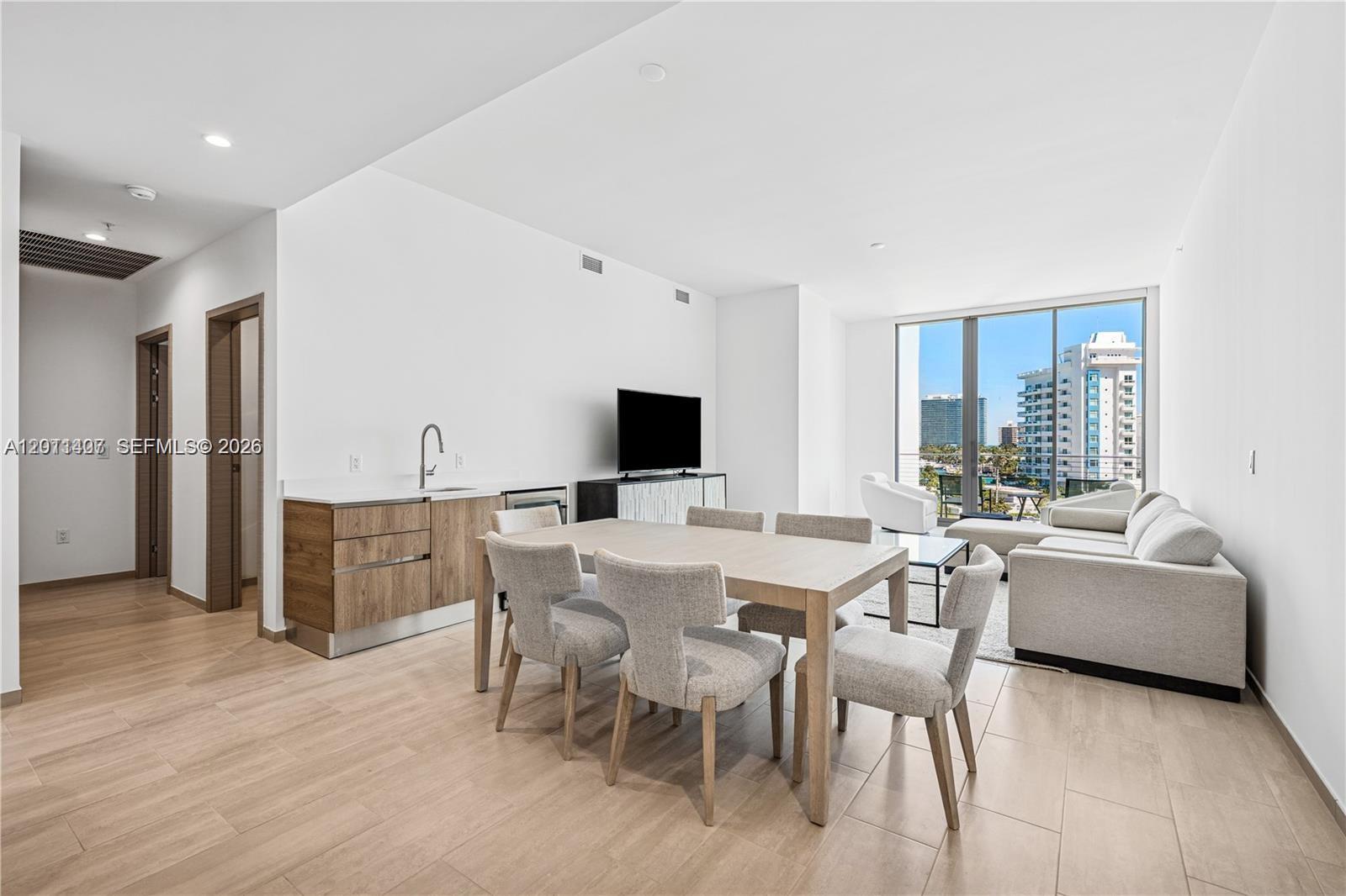 10281 W Bay Harbor Dr PH02
