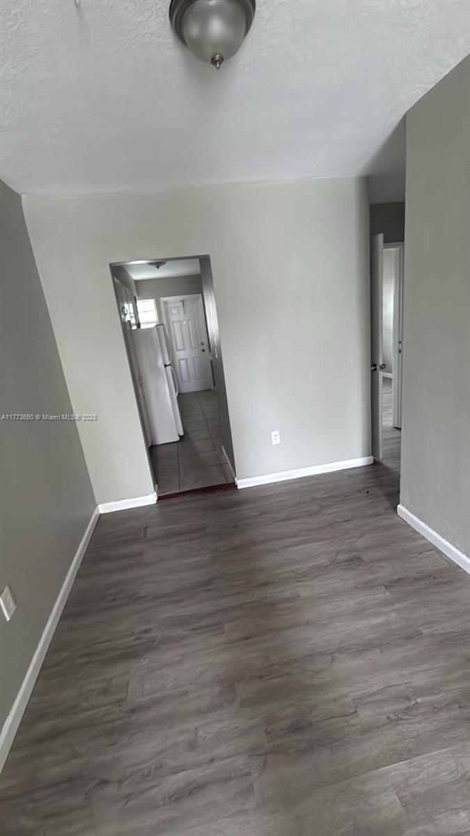 1451 Ne 170th St 208A, North Miami Beach, Miami-Dade County, Florida - 1 Bedrooms  
1 Bathrooms - 