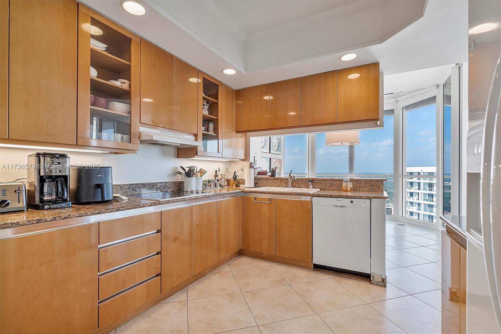 ATLANTIC II AT THE POINT - Residential
