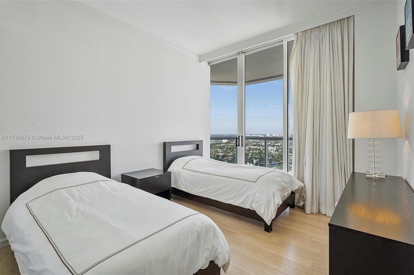 ATLANTIC II AT THE POINT - Residential