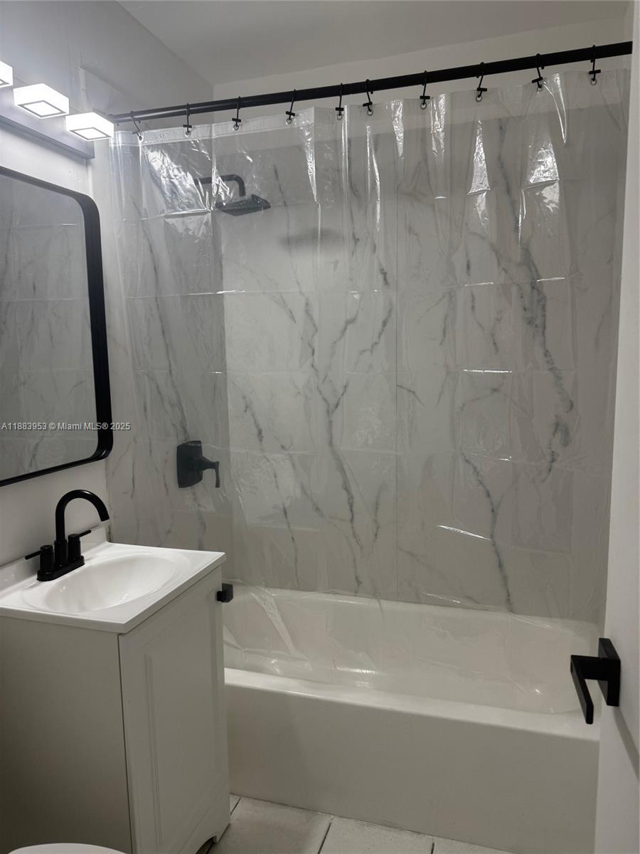 THE PINES - Residential Lease