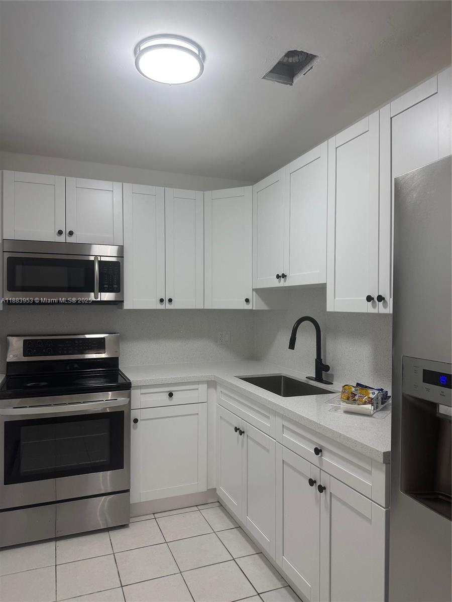 THE PINES - Residential Lease