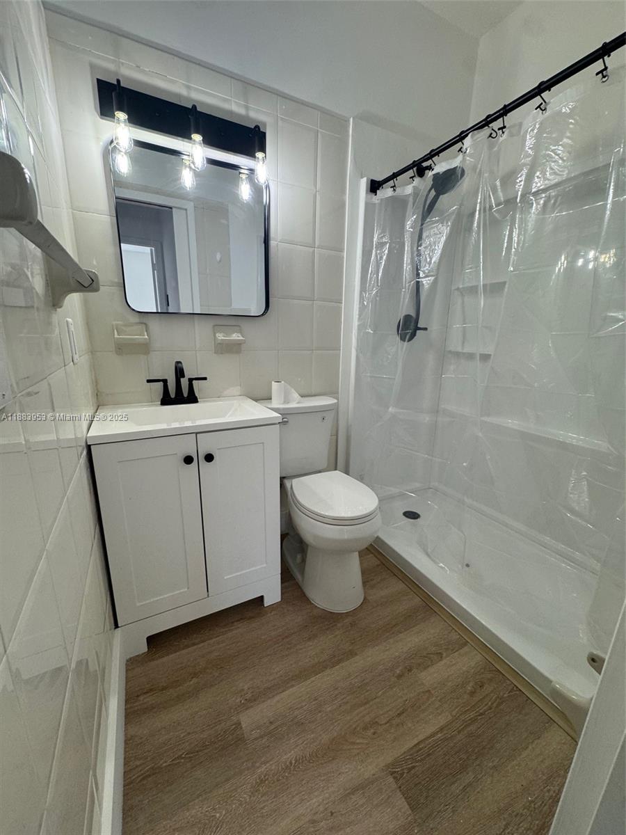 THE PINES - Residential Lease