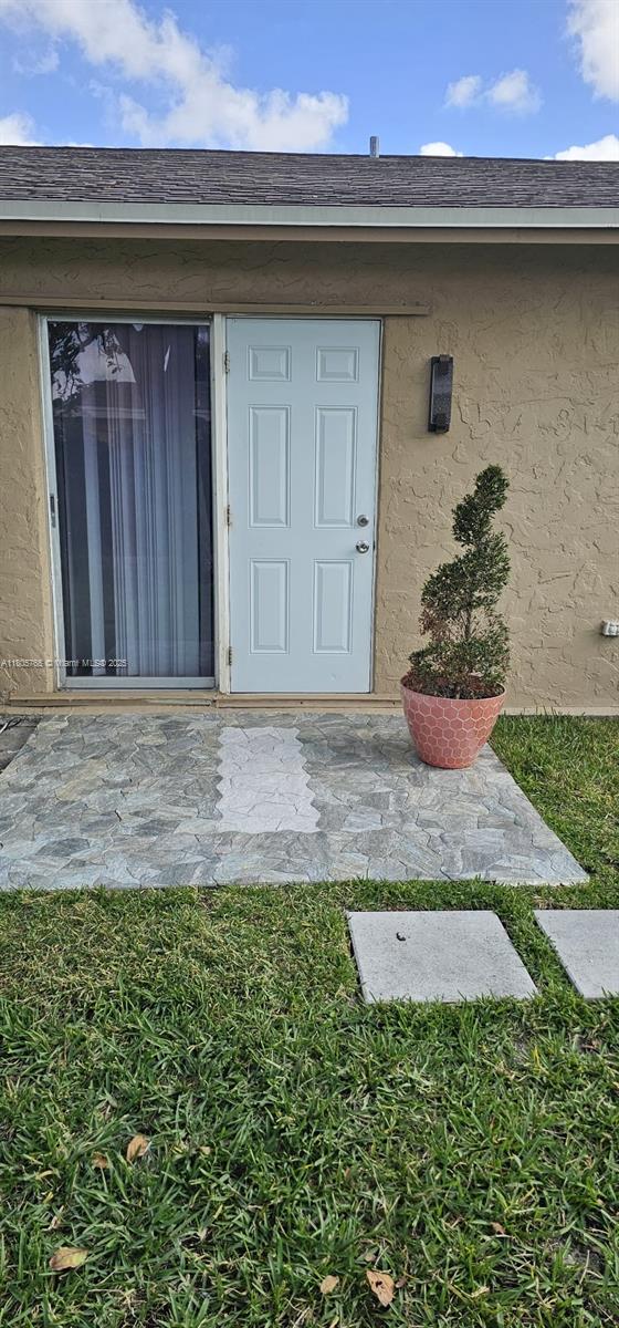 8310 Nw 47th St, Lauderhill, Miami-Dade County, Florida - 1 Bedrooms  
1 Bathrooms - 