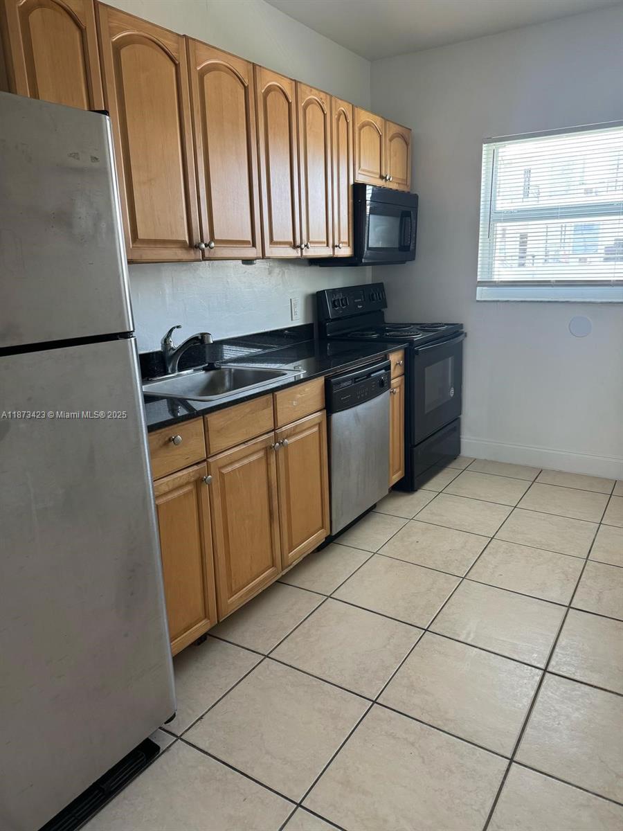 7207 Bay Dr 6
