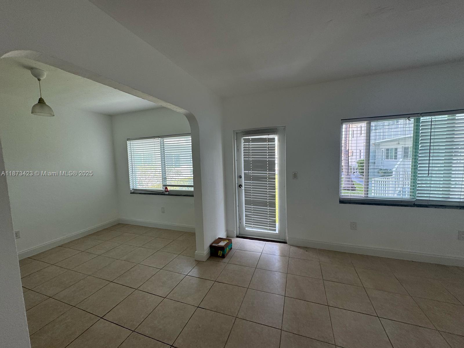 7207 Bay Dr 6