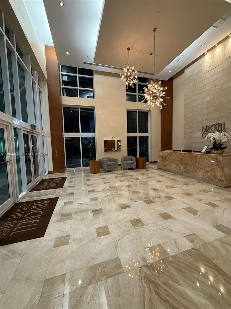 BRICKELL ON THE RIVER N T - Residential