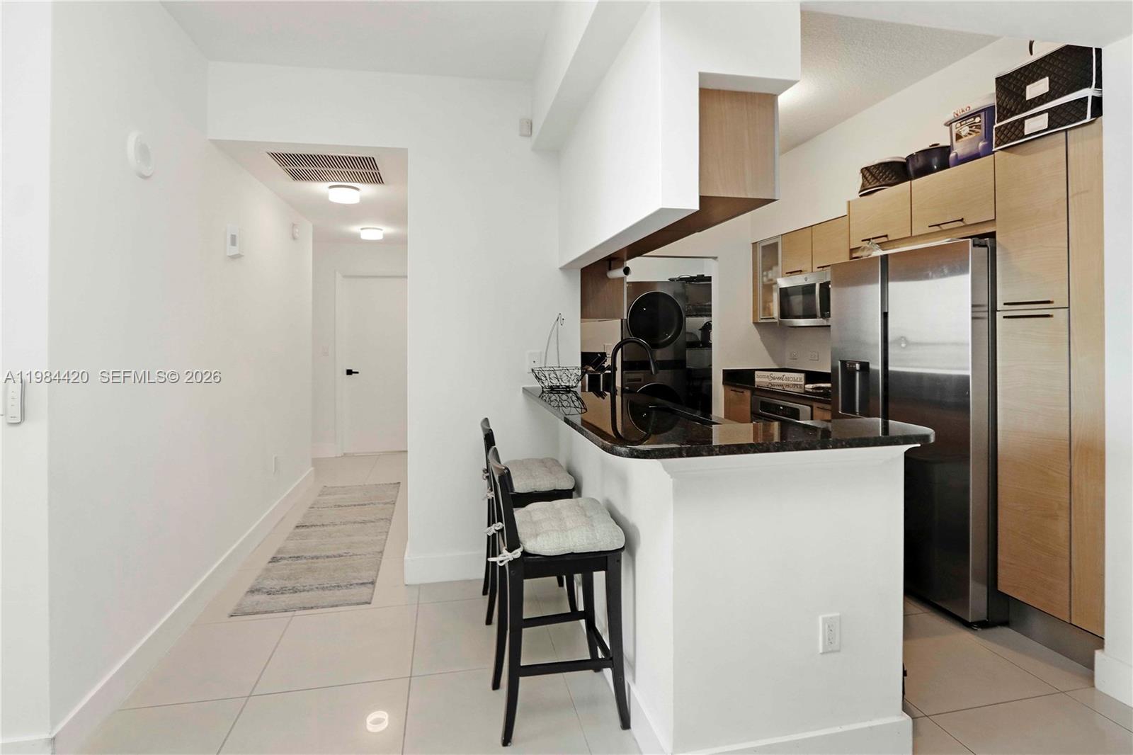 BRICKELL ON THE RIVER N T - Residential