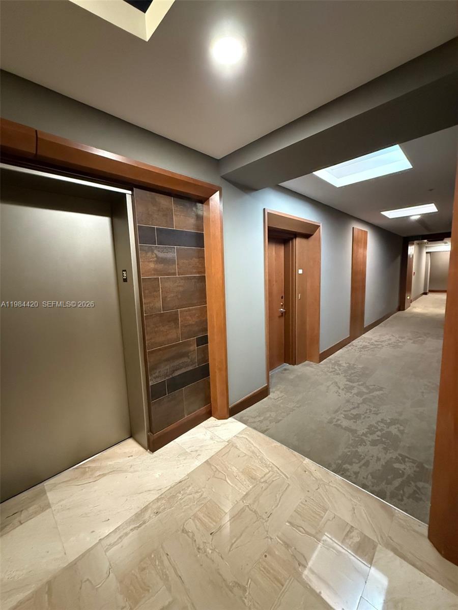 BRICKELL ON THE RIVER N T - Residential