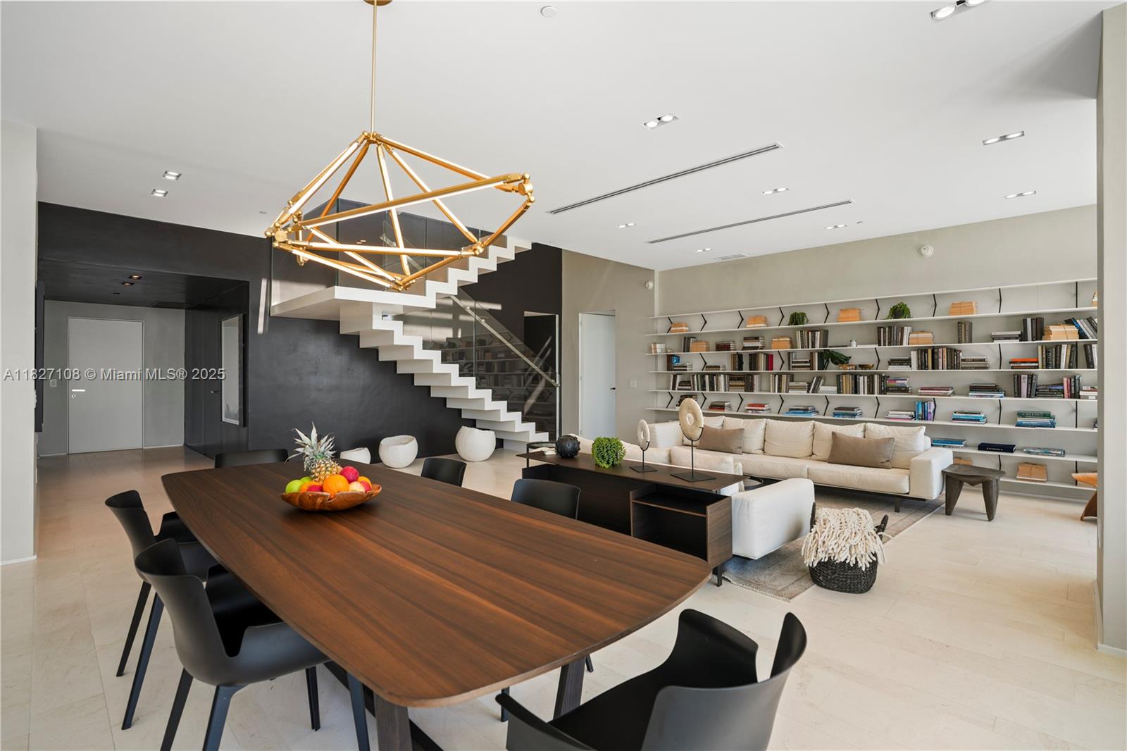 PARAISO BAY CONDO - Residential Lease