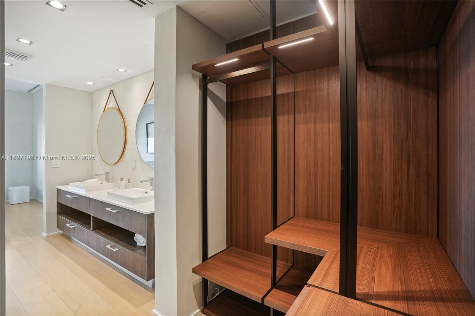 PARAISO BAY CONDO - Residential Lease