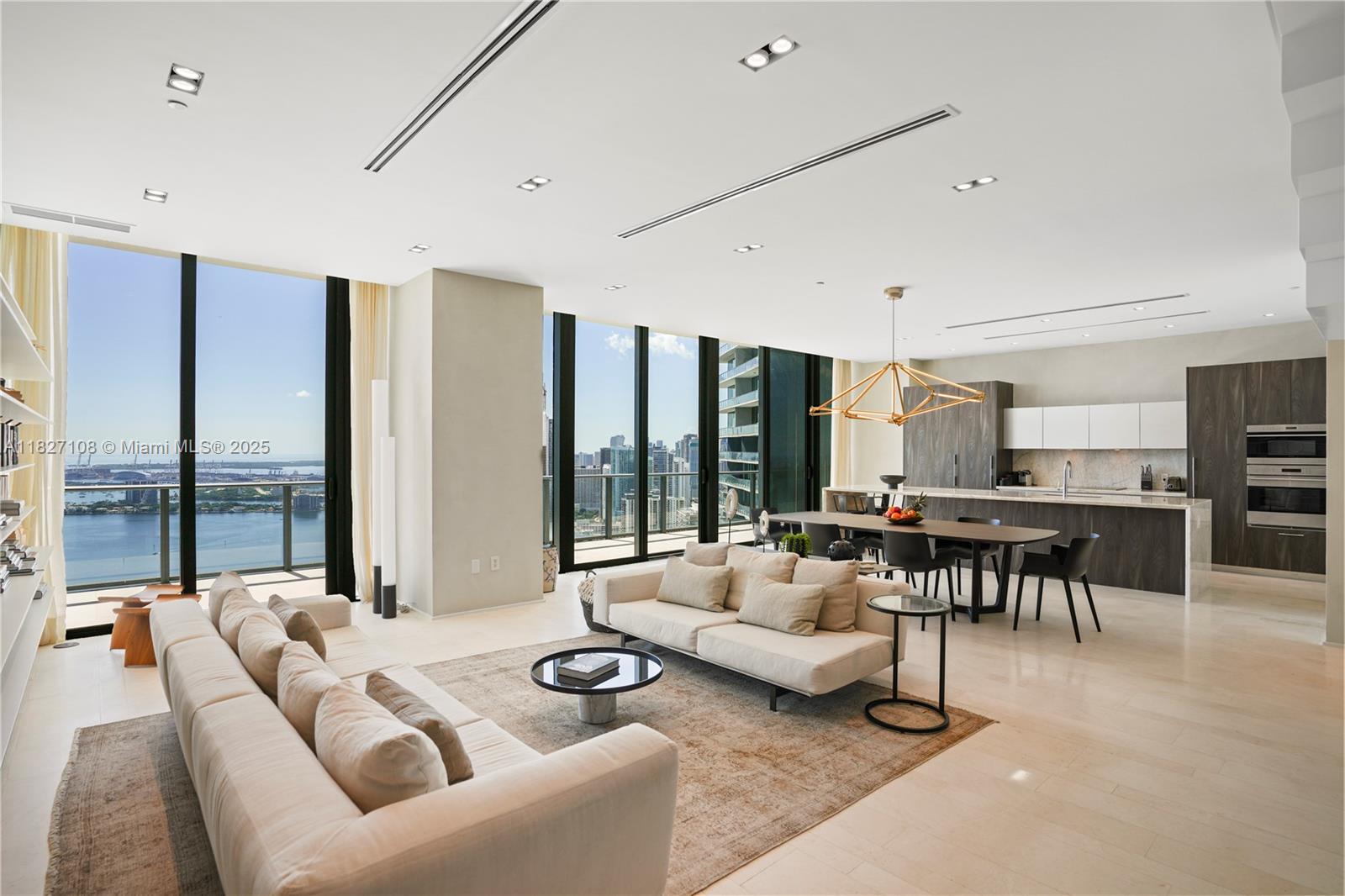 PARAISO BAY CONDO - Residential Lease