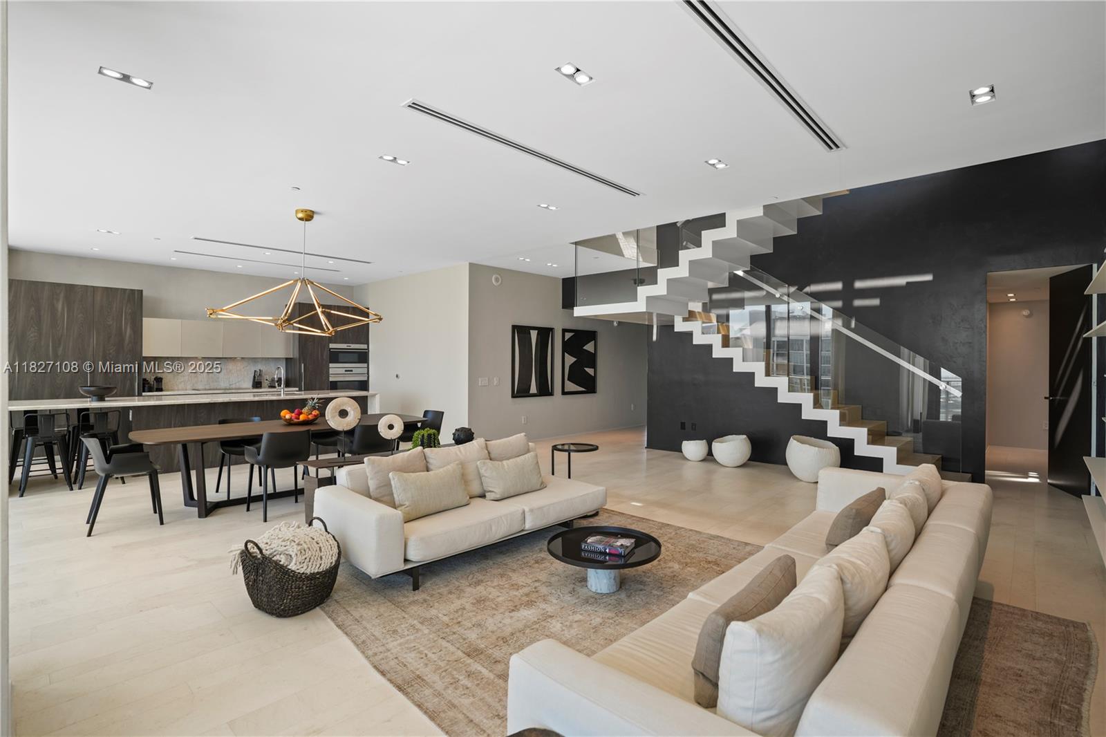 PARAISO BAY CONDO - Residential Lease