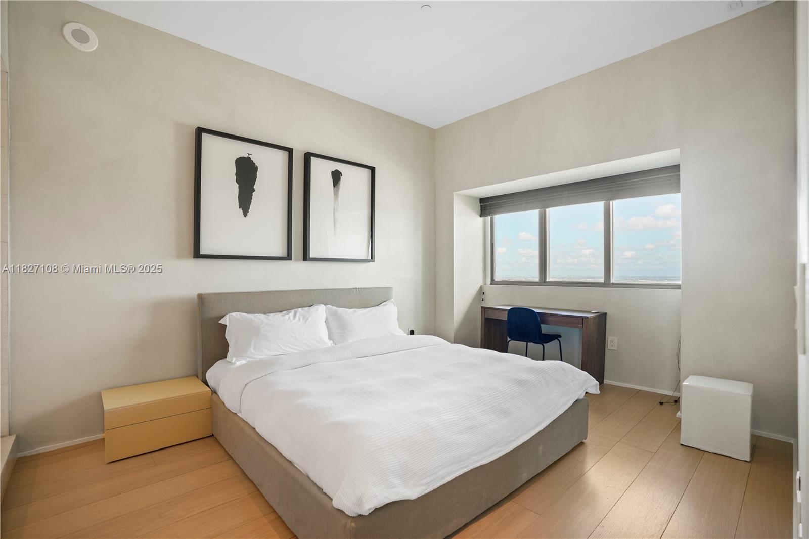 PARAISO BAY CONDO - Residential Lease