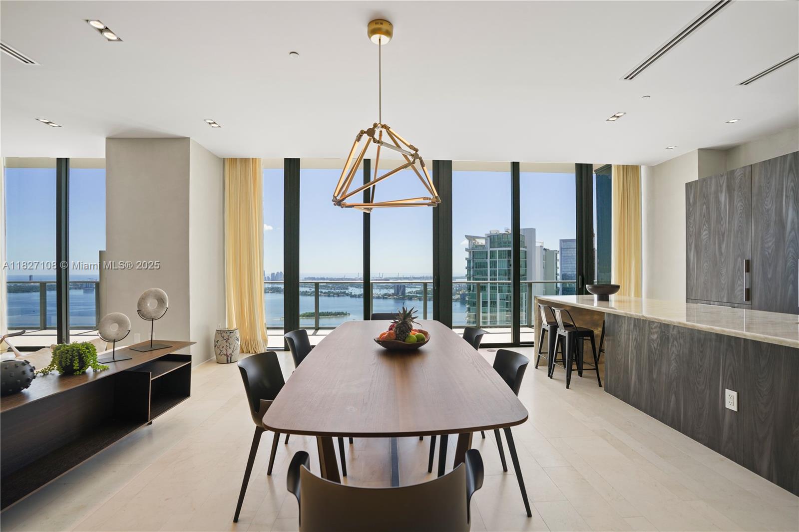 PARAISO BAY CONDO - Residential Lease