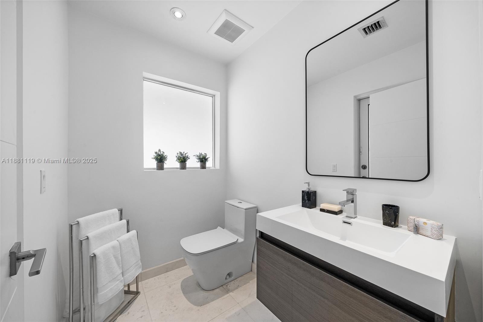 BAY POINT - Residential
