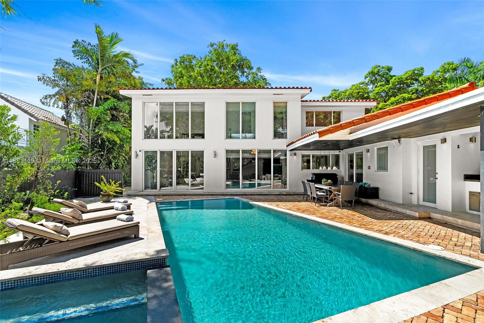 BAY POINT - Residential