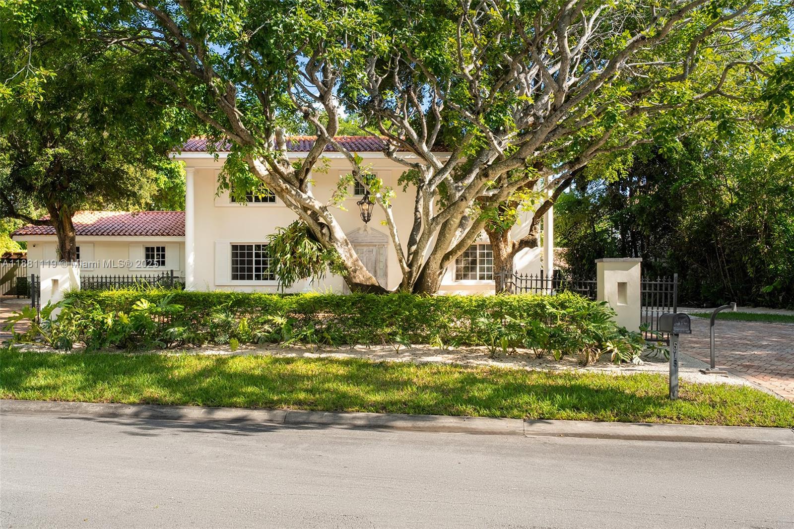 BAY POINT - Residential