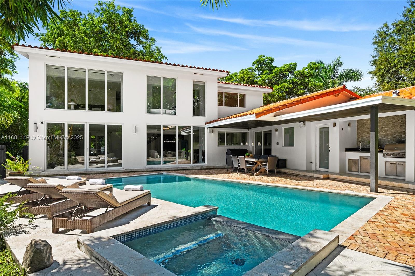 BAY POINT - Residential