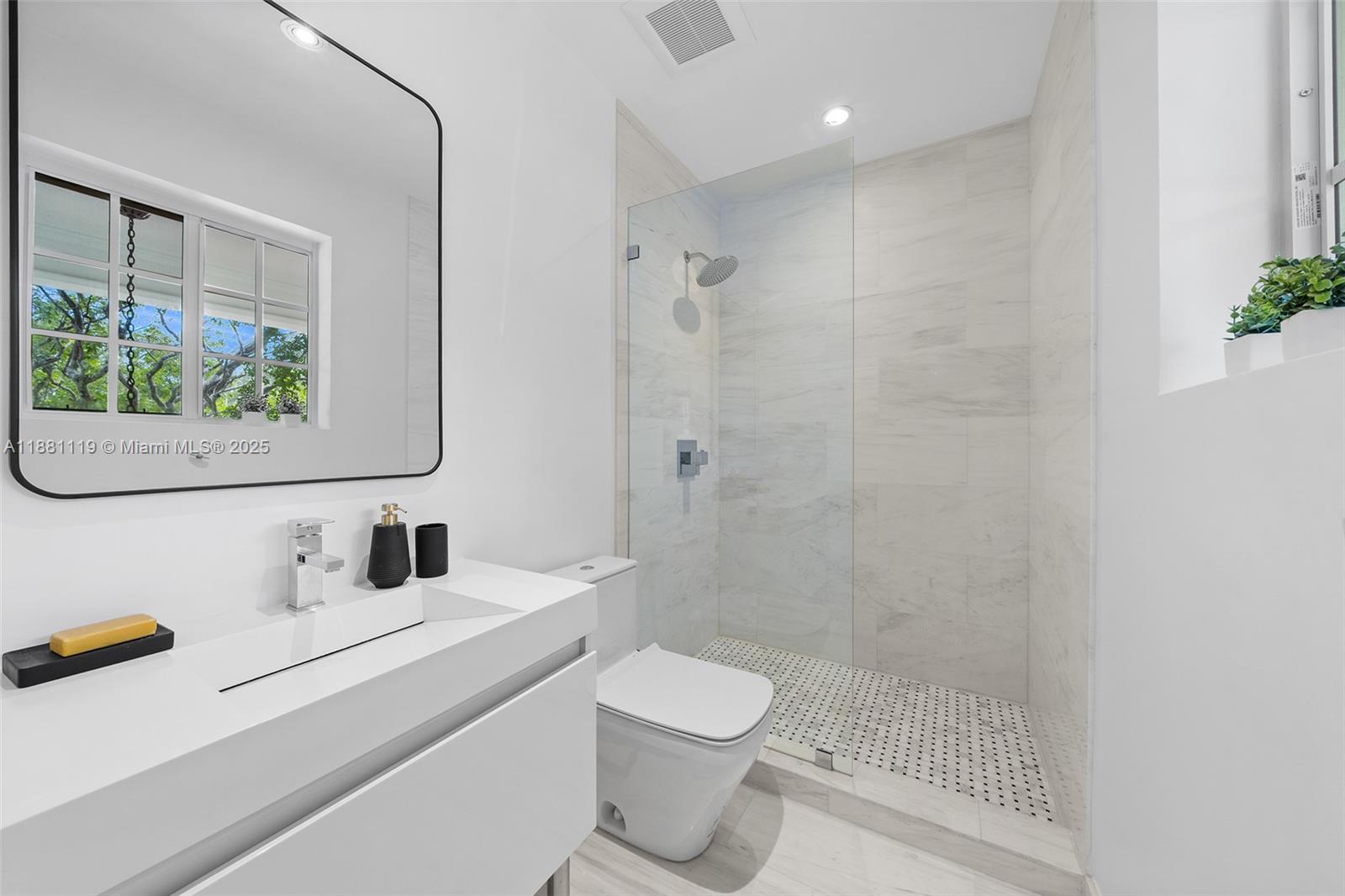 BAY POINT - Residential