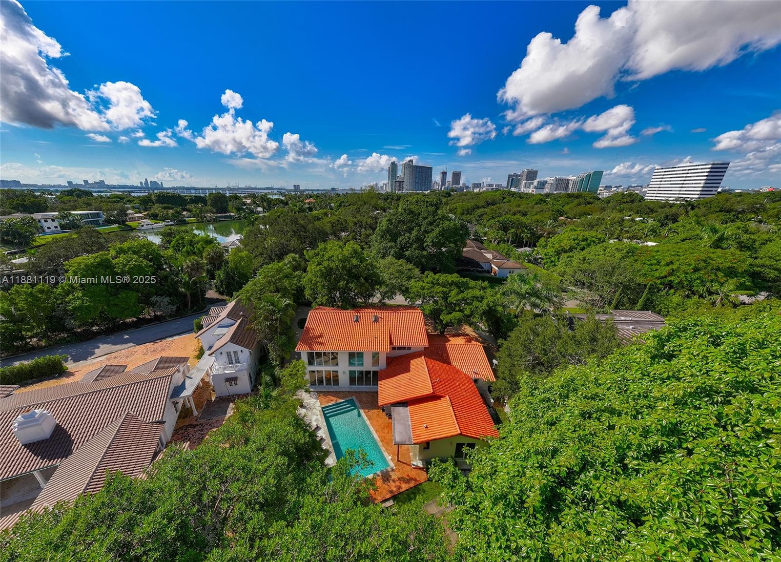 BAY POINT - Residential