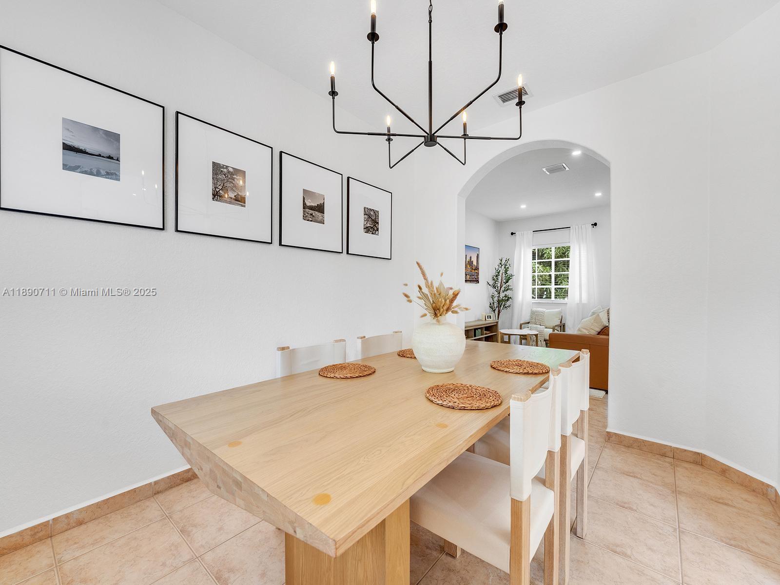 GENESIS OAK GARDENS - Residential