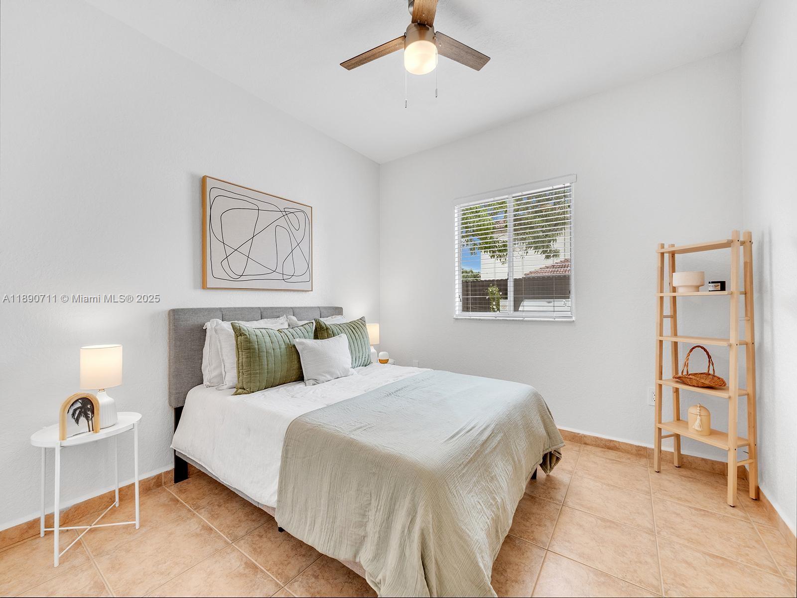 GENESIS OAK GARDENS - Residential
