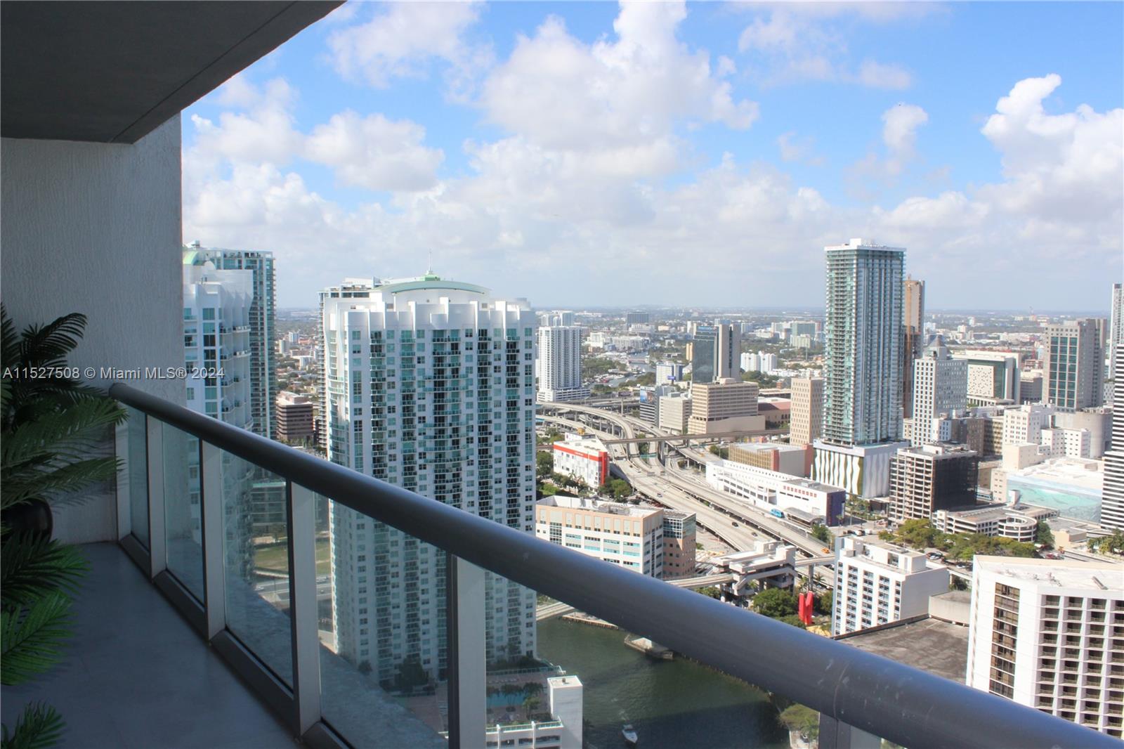 Icon Brickell 03 - Residential Lease