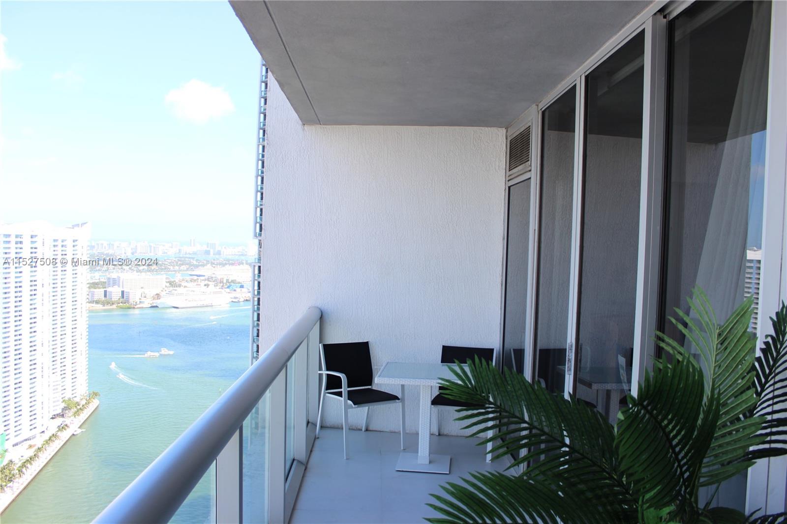 Icon Brickell 03 - Residential Lease