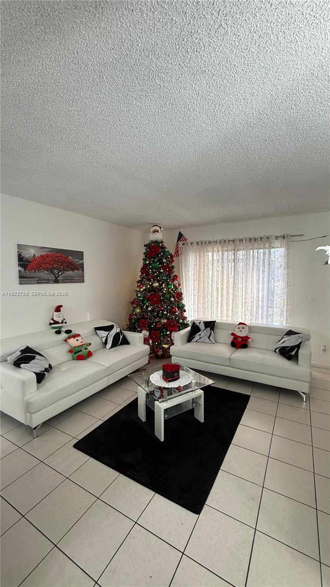 CASA NUEVA CONDO - Residential