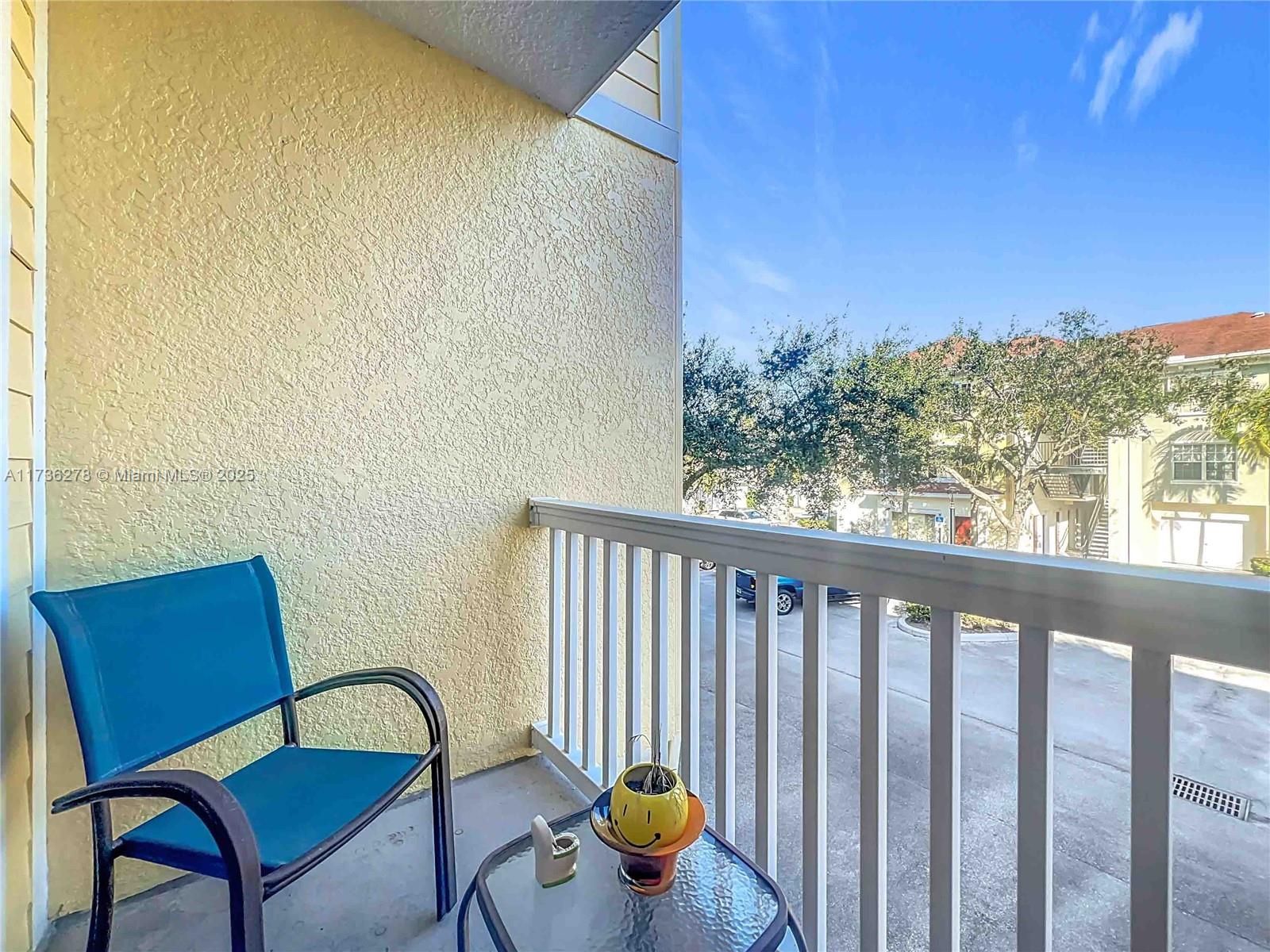 SOMERSET AT ABACOA CONDO - Residential