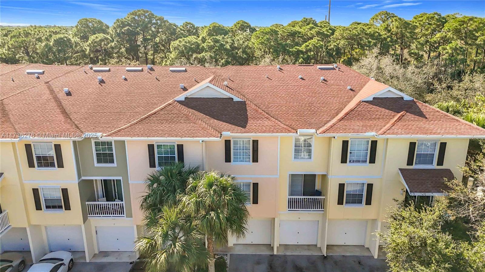 SOMERSET AT ABACOA CONDO - Residential