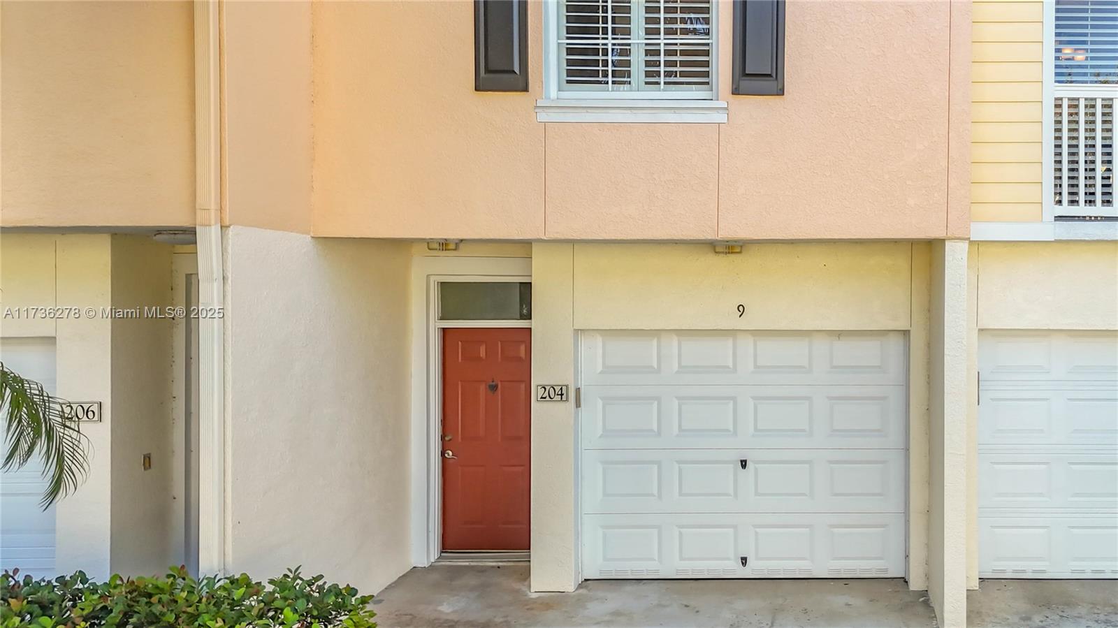 SOMERSET AT ABACOA CONDO - Residential