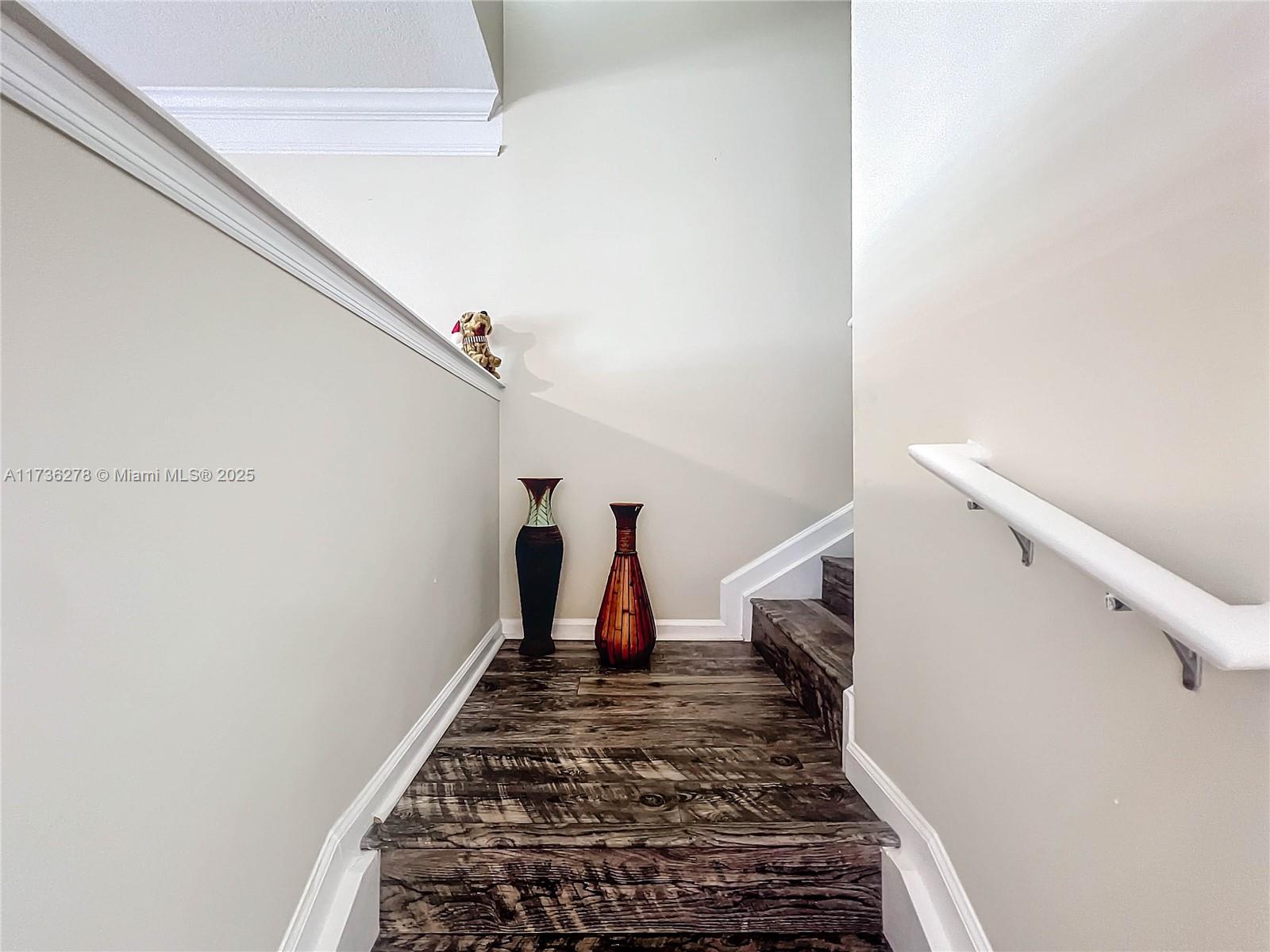 SOMERSET AT ABACOA CONDO - Residential