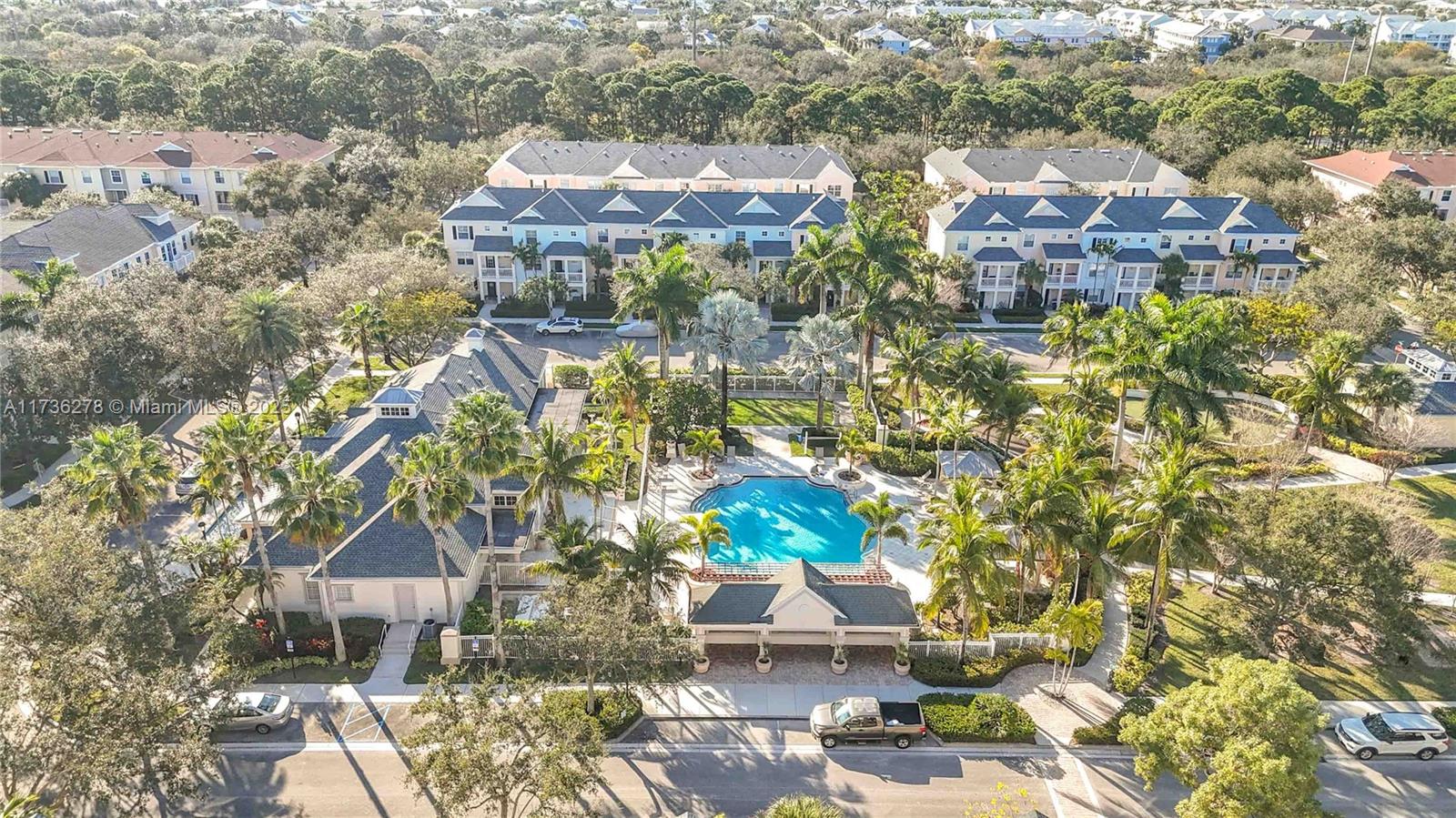 SOMERSET AT ABACOA CONDO - Residential