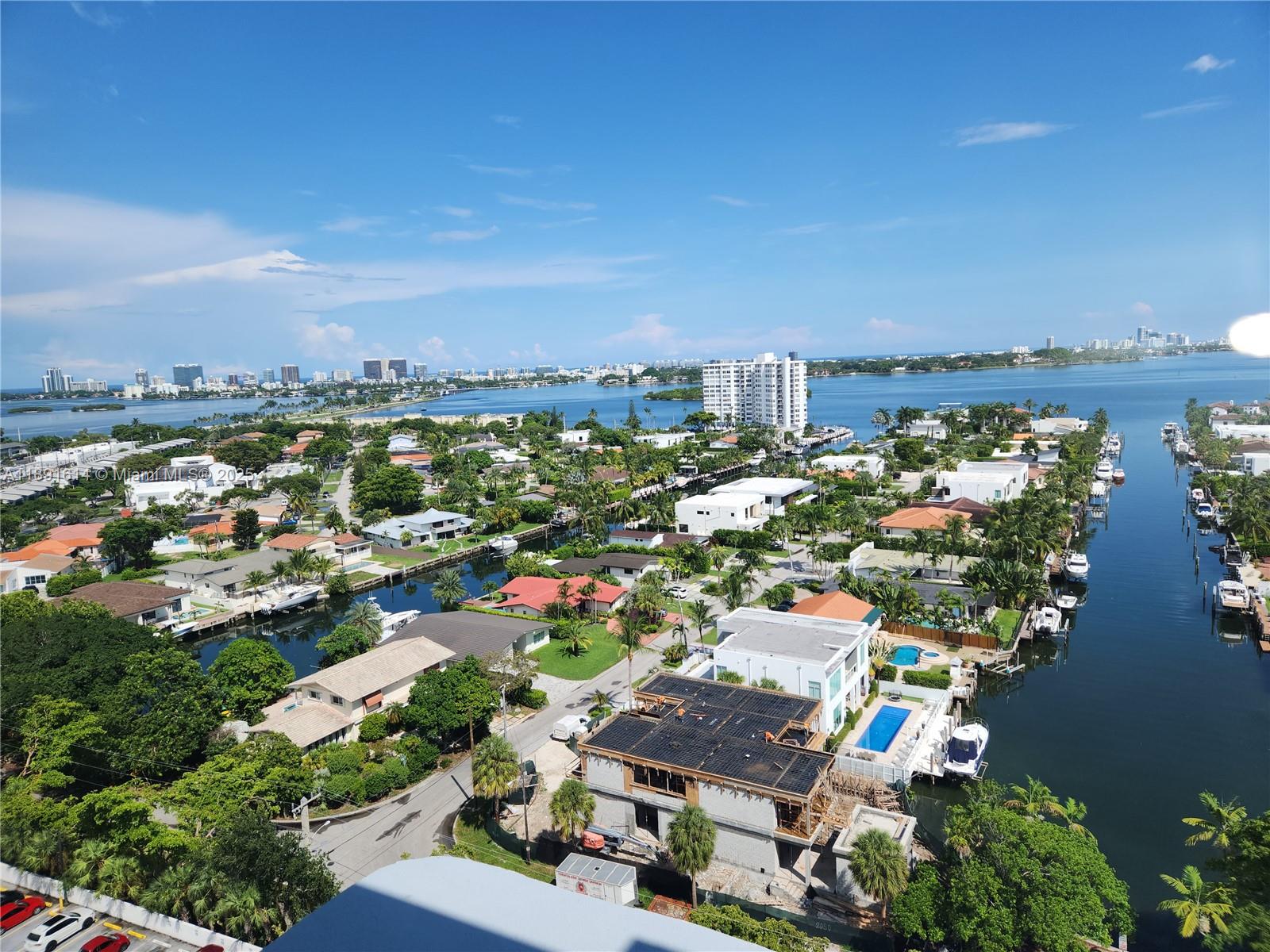 BAYVIEW TOWERS CONDO SOUT - Residential