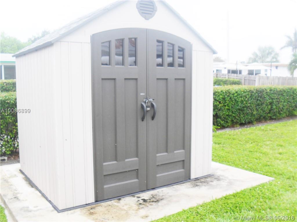 Hollywood Hills 6-22 B - Residential