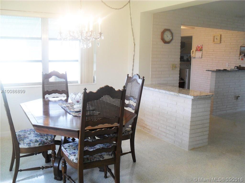 Hollywood Hills 6-22 B - Residential