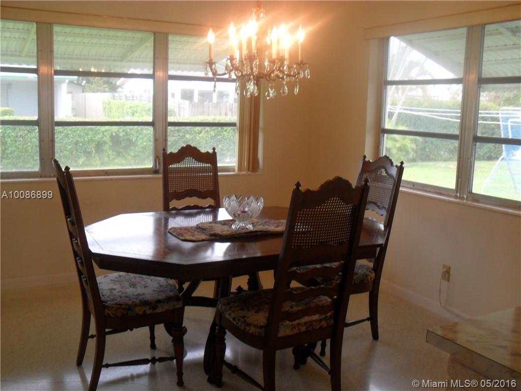 Hollywood Hills 6-22 B - Residential