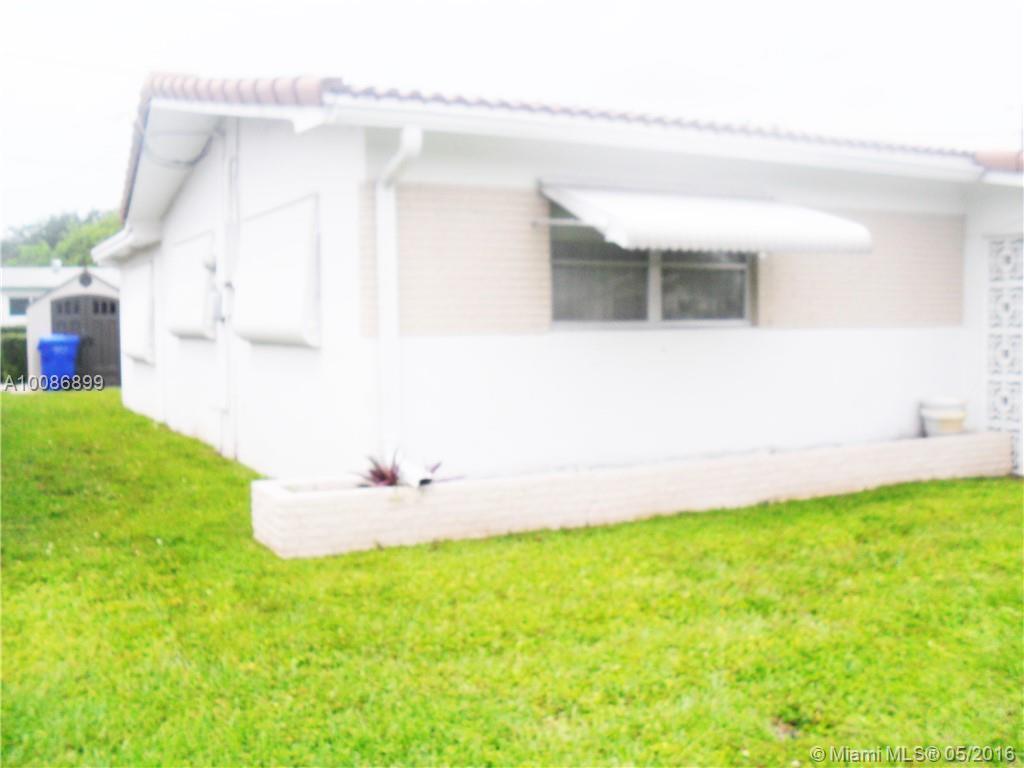 Hollywood Hills 6-22 B - Residential