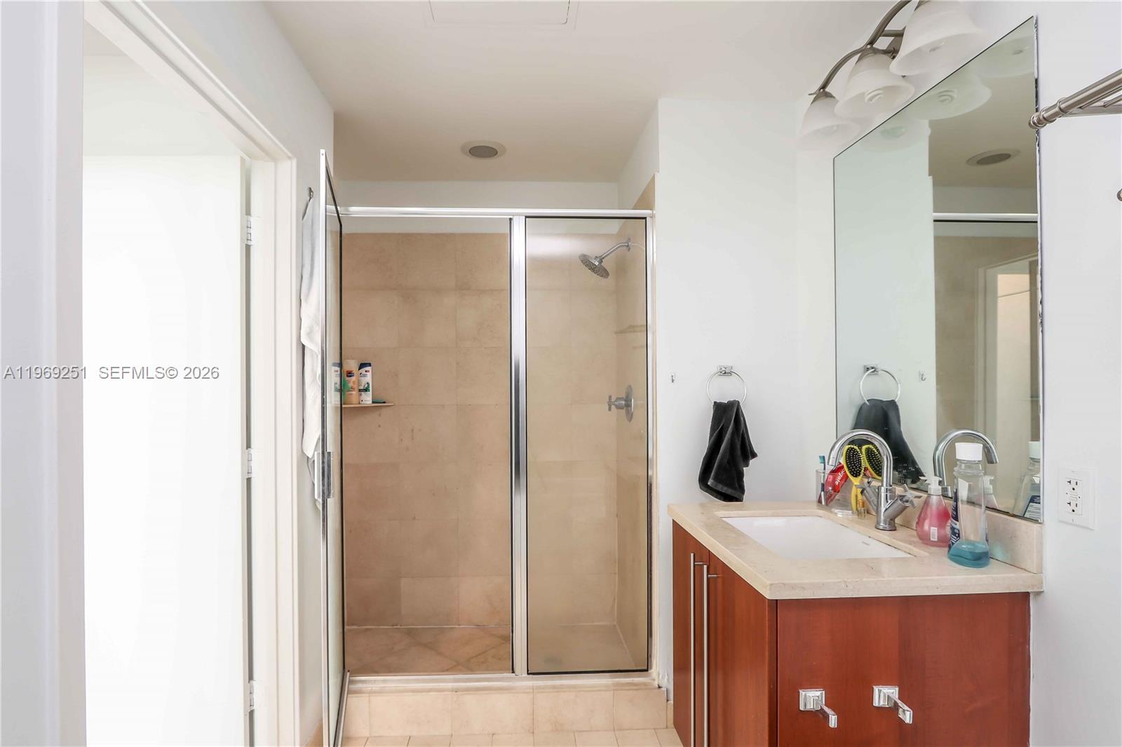 THE AXIS ON BRICKELL COND - Residential Lease