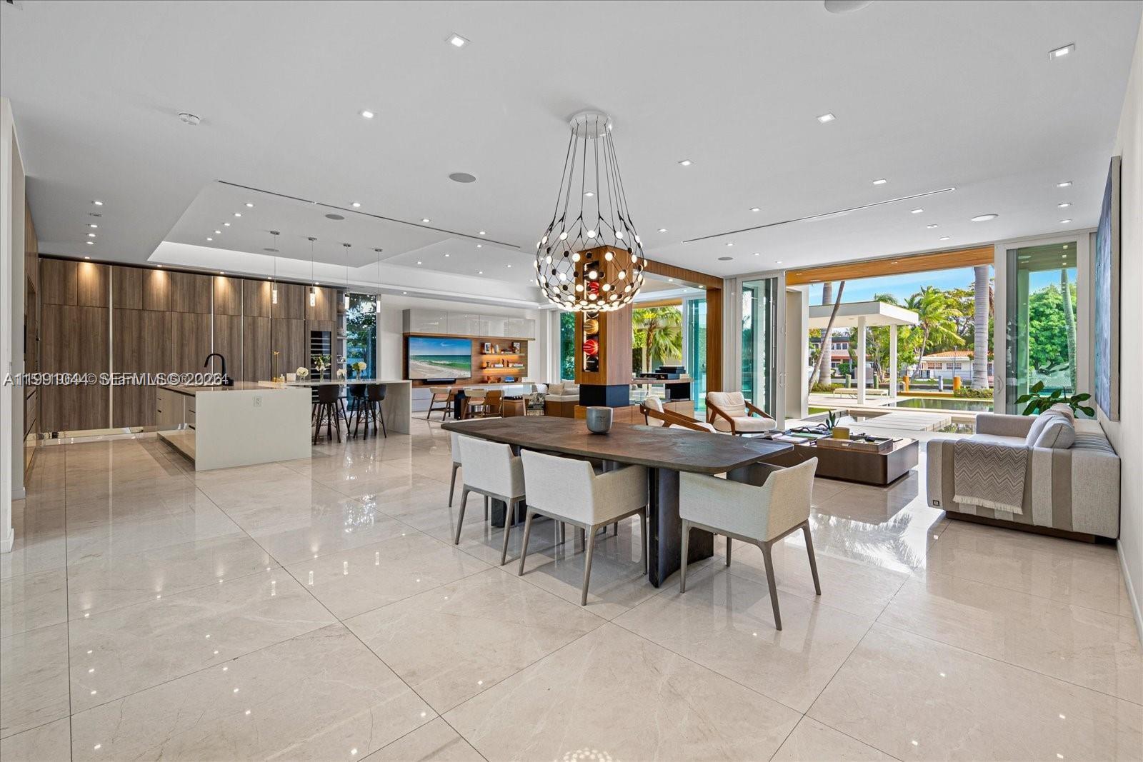 3465 N Meridian Ave 0